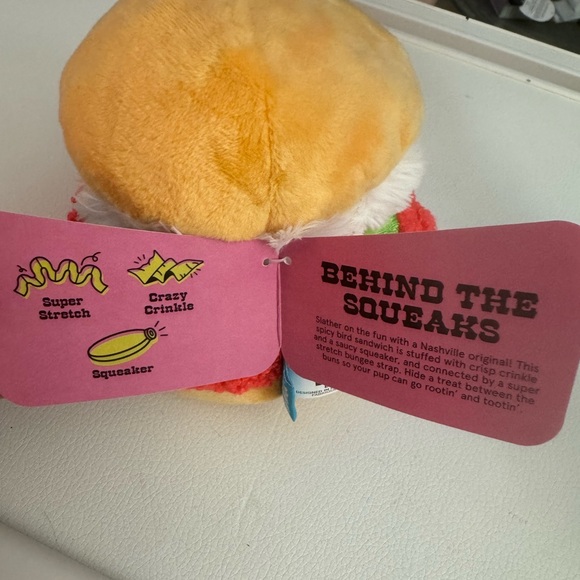 Bark Hot Lickin’ Chicken toy - Picture 4 of 9